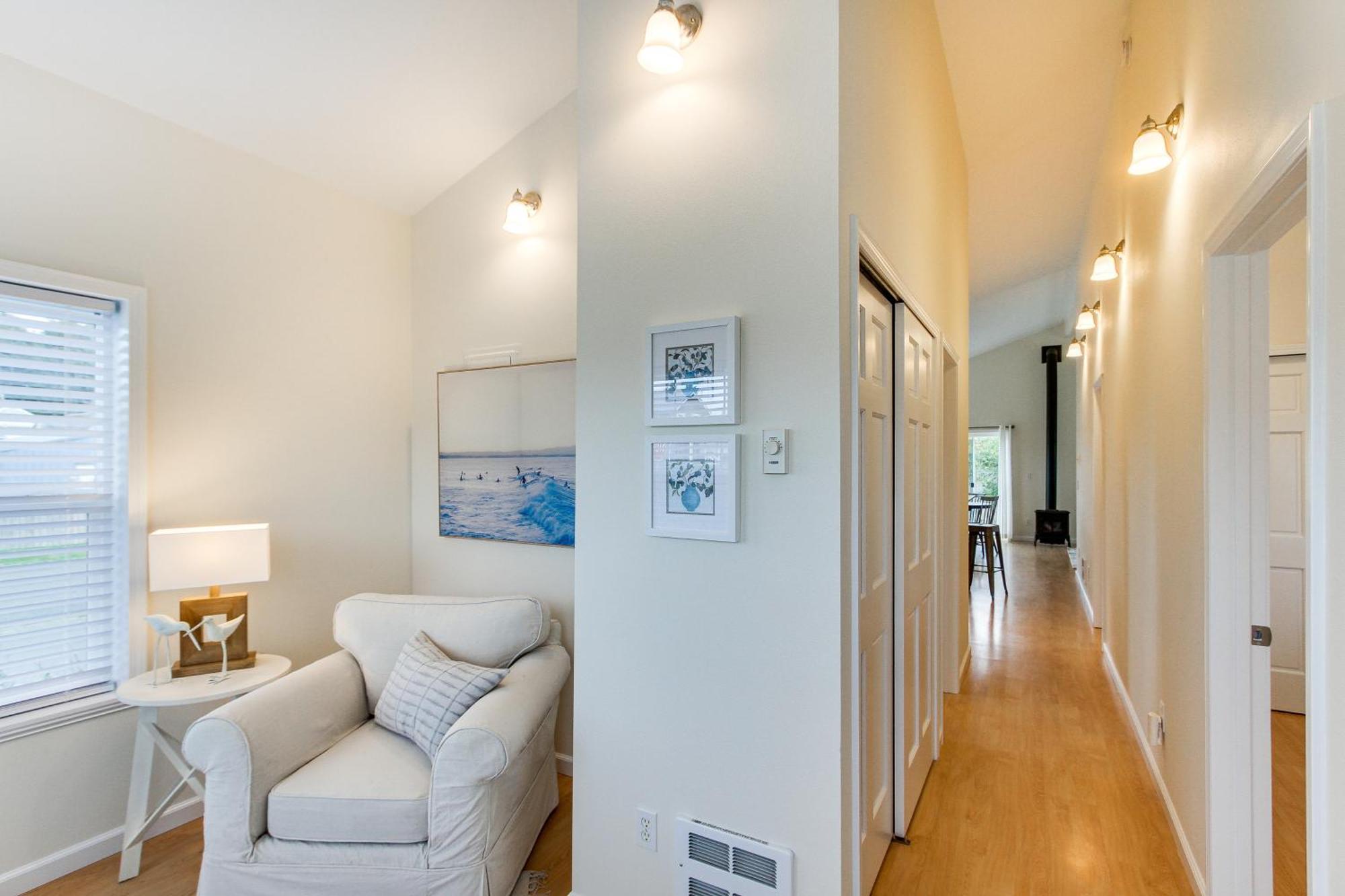 Airy Coastal Escape With Deck - Steps To Beach! 퍼시픽 비치 외부 사진
